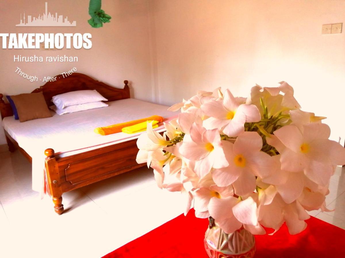 Golden Town Hotel Tangalle Exterior photo
