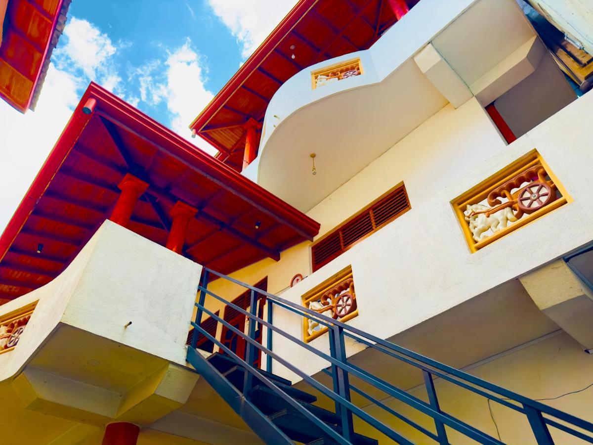 Golden Town Hotel Tangalle Exterior photo